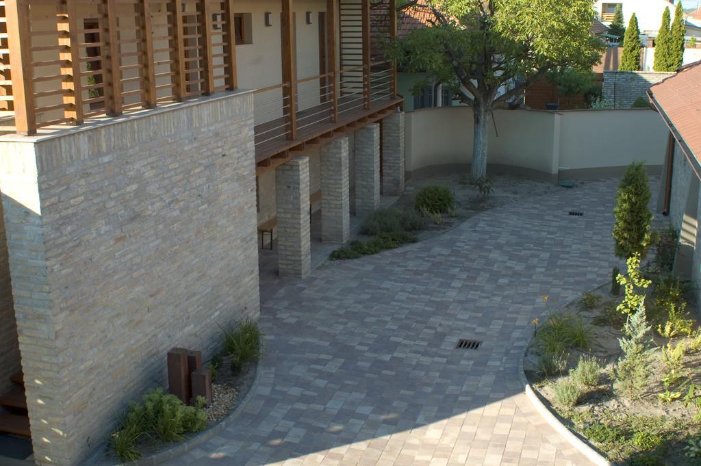Frittmann Borház Acomodação com café da manhã Soltvadkert Exterior foto